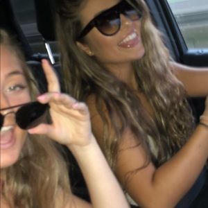 Meet your Posher, Skyler